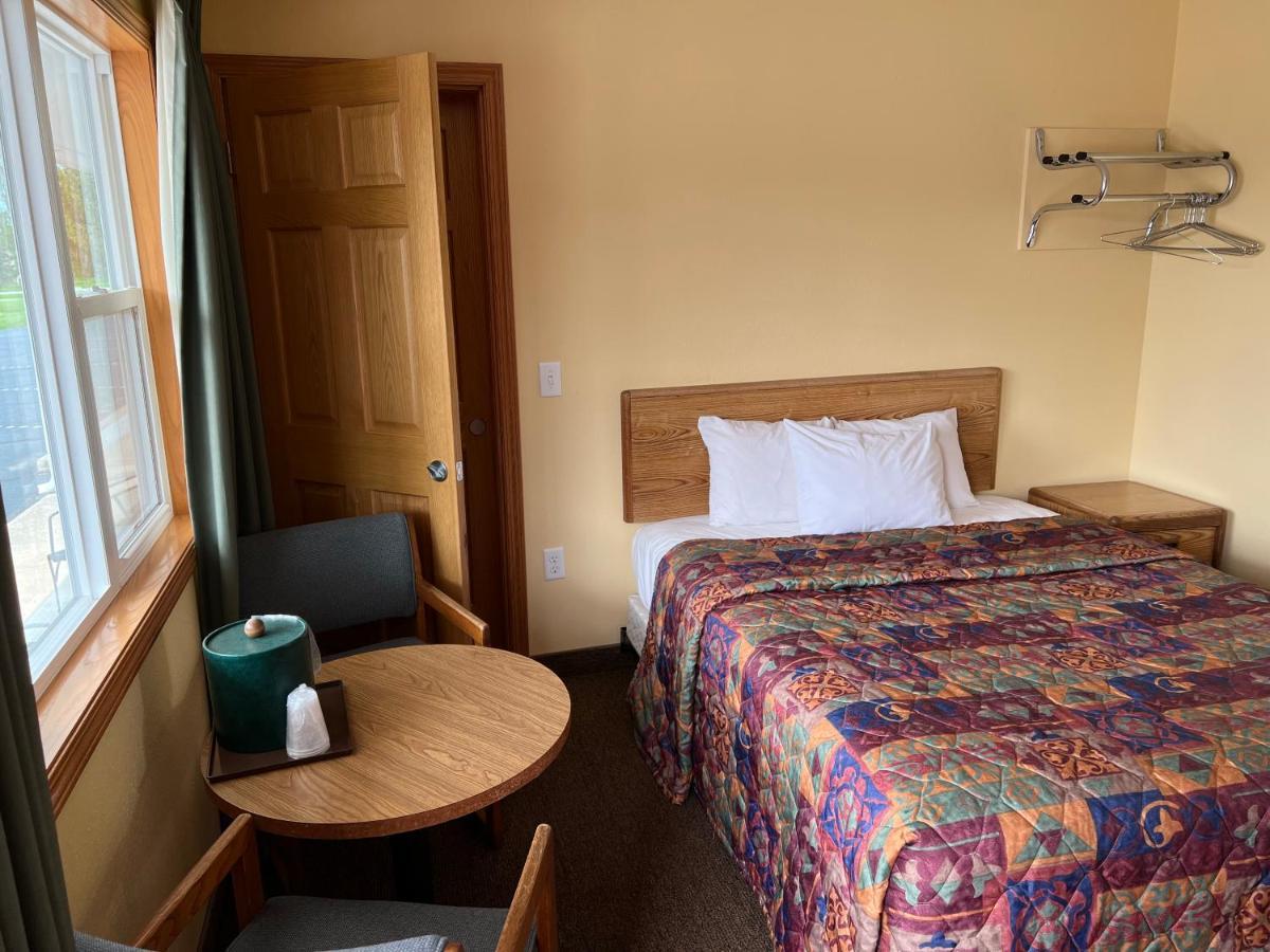 All Star Inn & Suites Уисконсин Делс Екстериор снимка