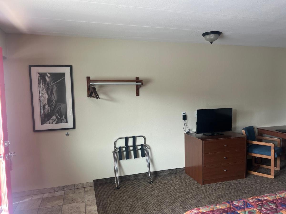 All Star Inn & Suites Уисконсин Делс Екстериор снимка