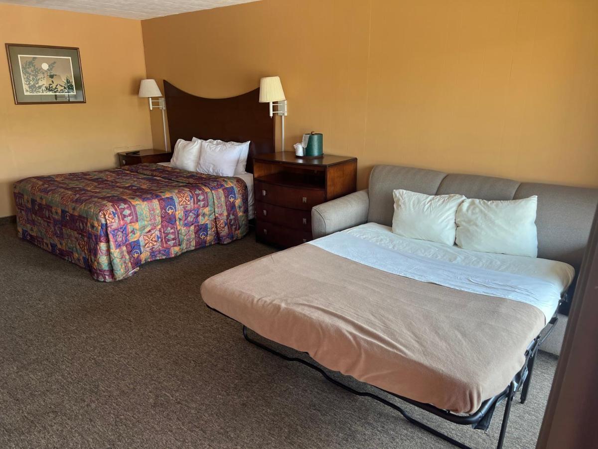 All Star Inn & Suites Уисконсин Делс Екстериор снимка