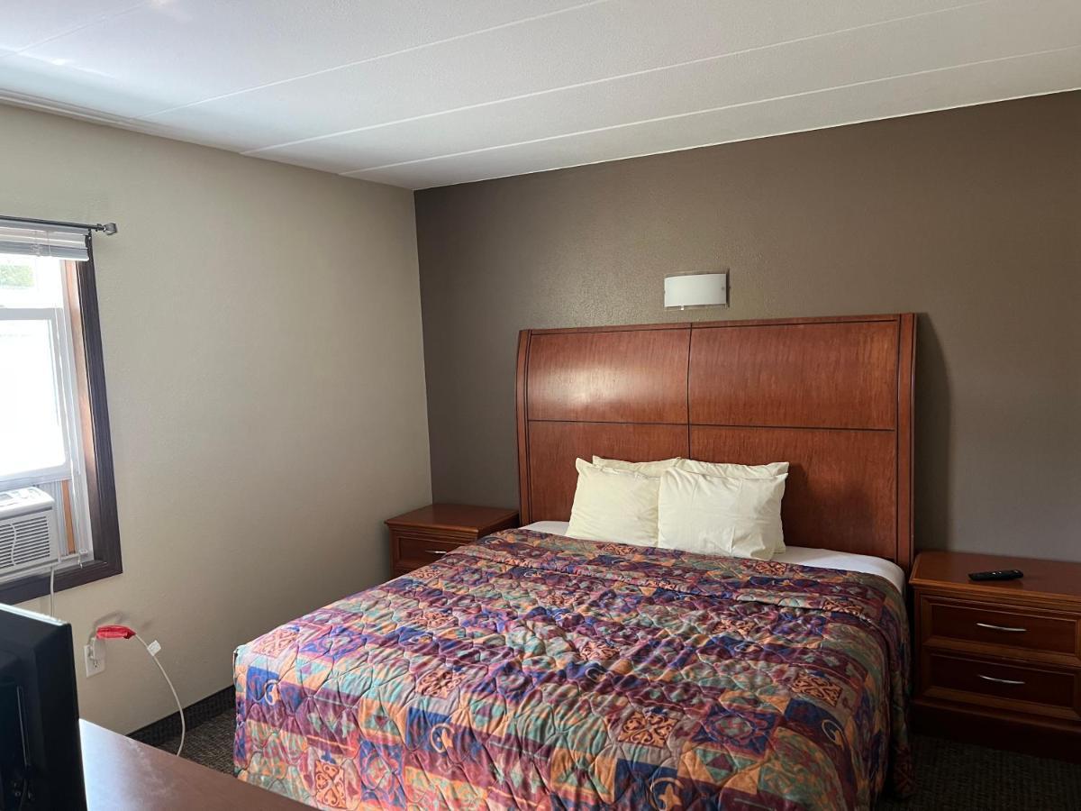 All Star Inn & Suites Уисконсин Делс Екстериор снимка