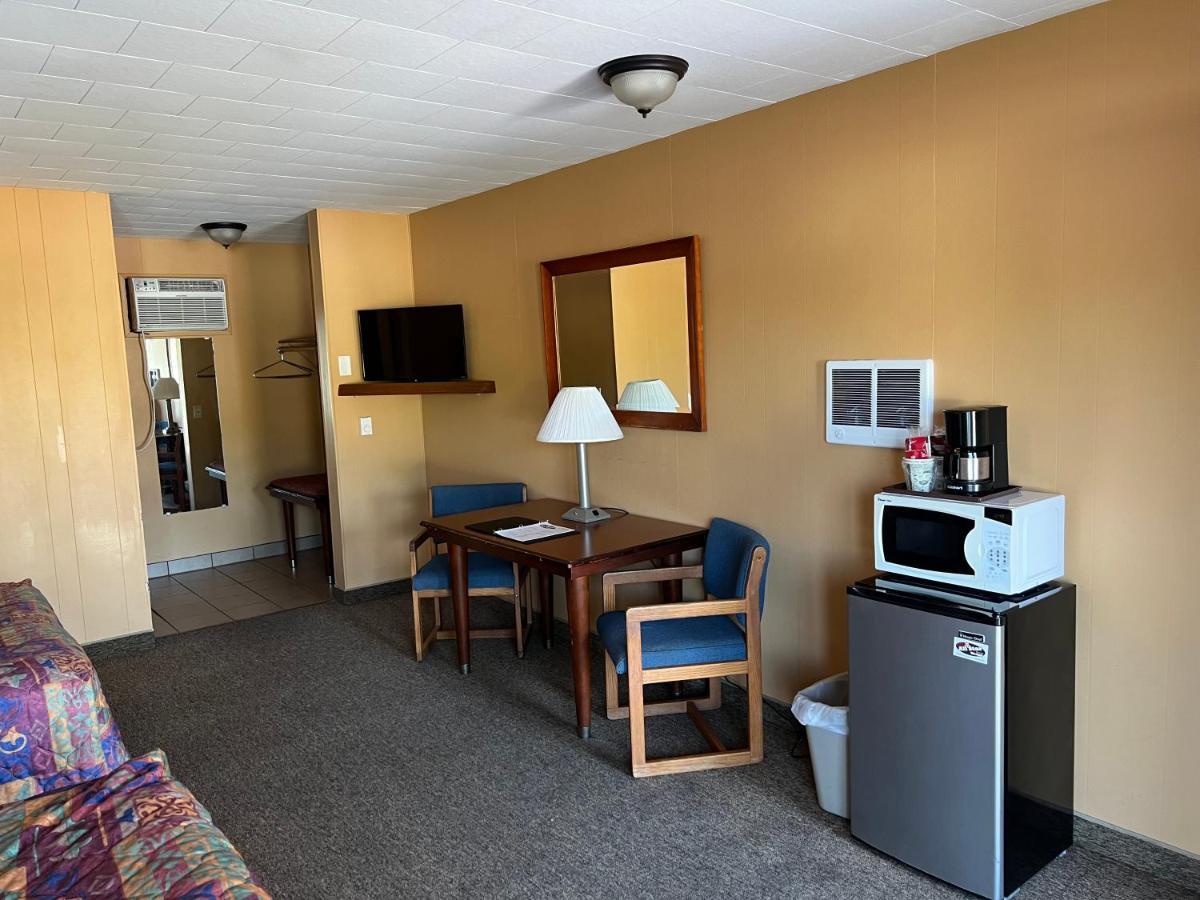 All Star Inn & Suites Уисконсин Делс Екстериор снимка